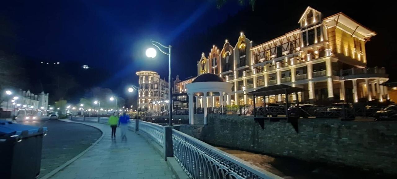 Apart-Otel Nino Borzsomi Kültér fotó