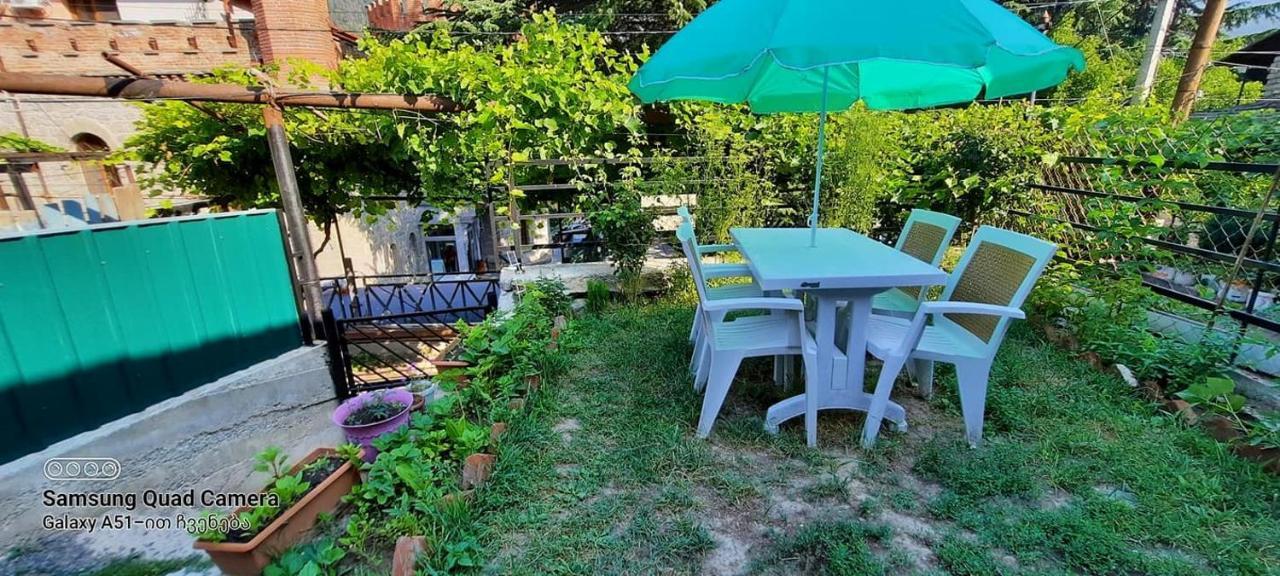 Apart-Otel Nino Borzsomi Kültér fotó