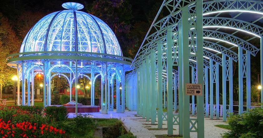 Apart-Otel Nino Borzsomi Kültér fotó